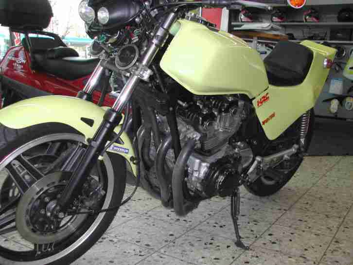 Honda Boldor CB 900