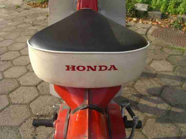 Honda C50 Super Cub