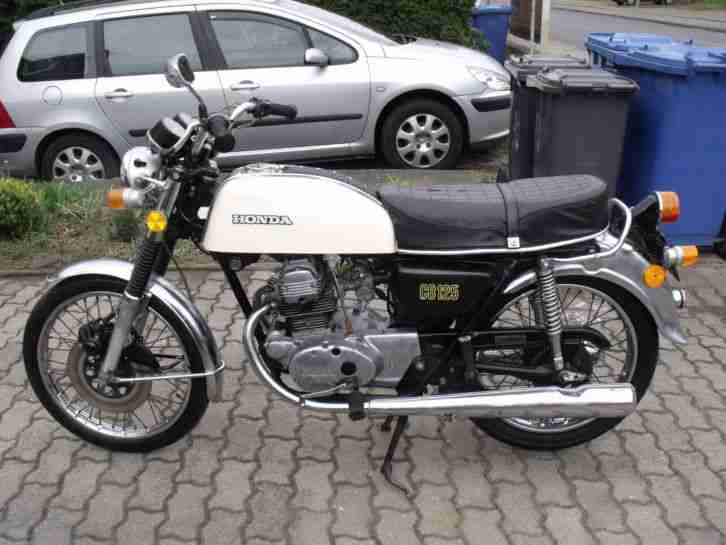 Honda CB 125 K-Bj. 6/76-32Tkm-TÜV8/16-Schöner Klassiker