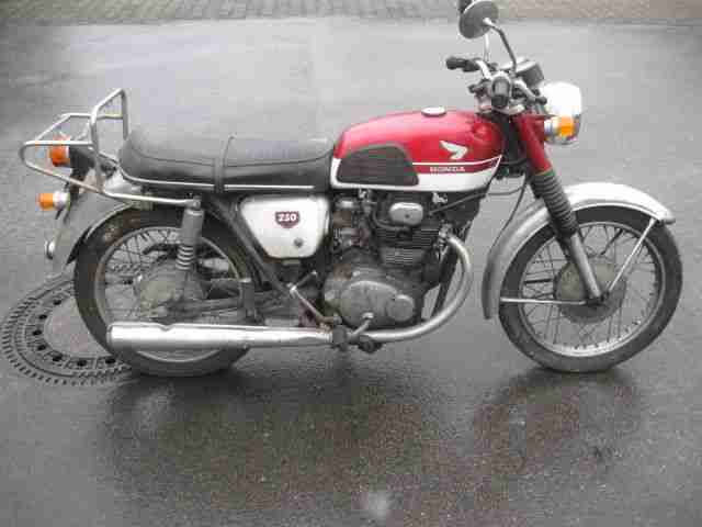 Honda CB 250 Baujahr 1970 mit ORIGINALPAPIEREN und Schlüssel MOTOR dreht