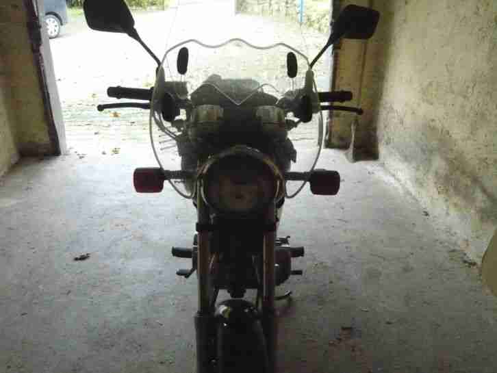 Honda CB 250 Montesa, schwarz, 7100 Km, Baujahr 1997, 2. Halter