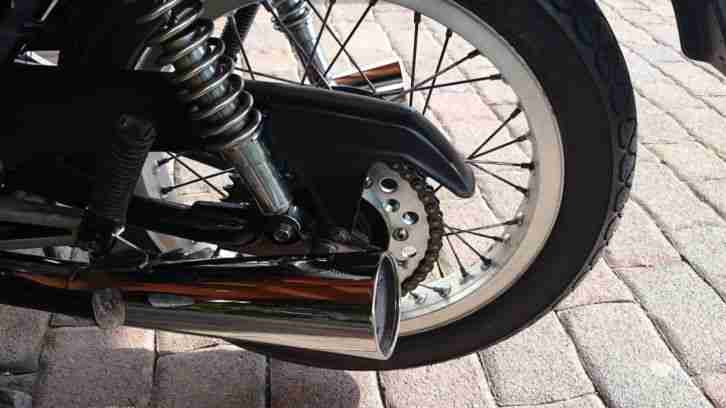 Honda CB 250 RS DELUXE, 13 KW (18 PS), Bj.07.1984, 15700 Km. TÜV bis 03.2017