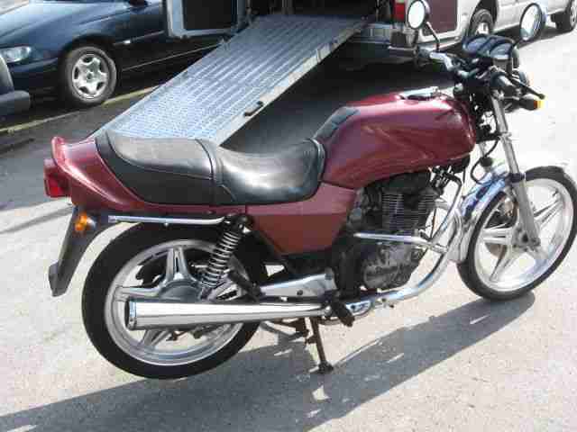 Honda CB 250 T wie abgebildet der Motor dreht mit ORIGINALPAPIERE