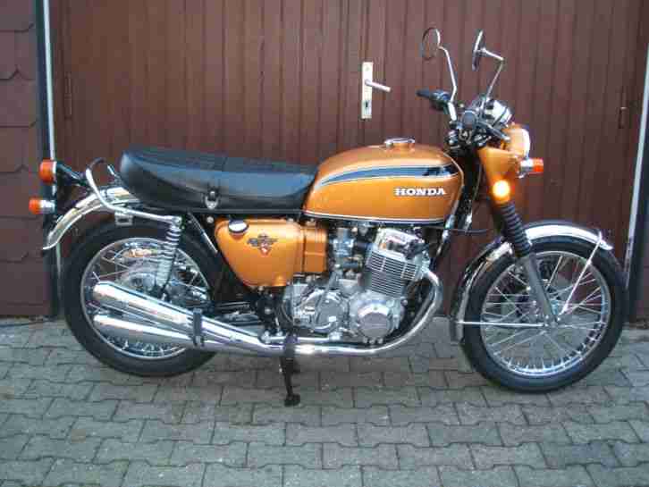 Honda CB 750 Four K2 Oldtimer im absolutem Bestzustand