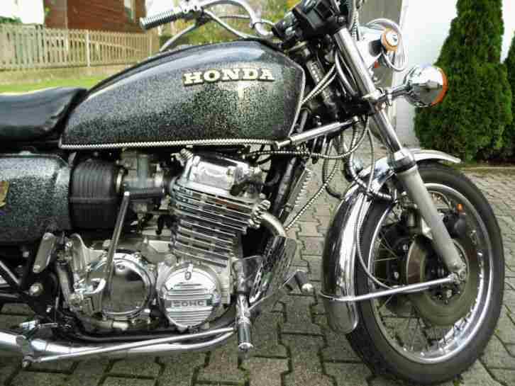Honda CB 750 K7 (USA) der Klassiker ( super Motorrad )