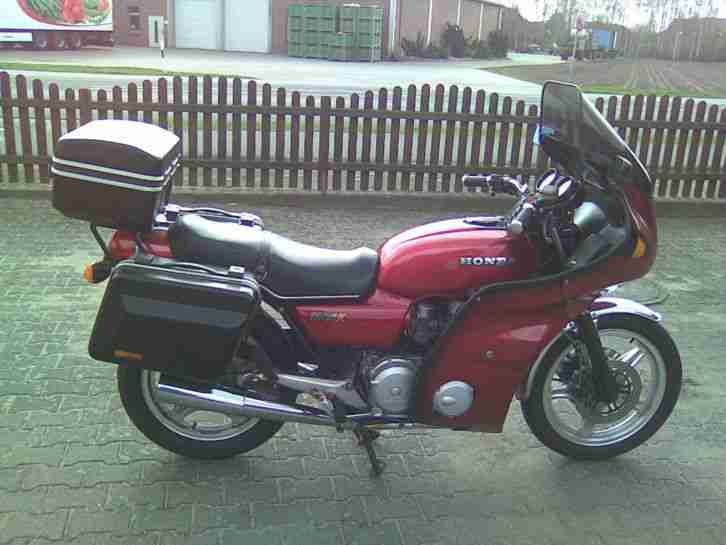Honda CB 750 RC 01
