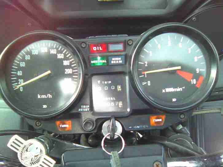 Honda CB 750 RC 01
