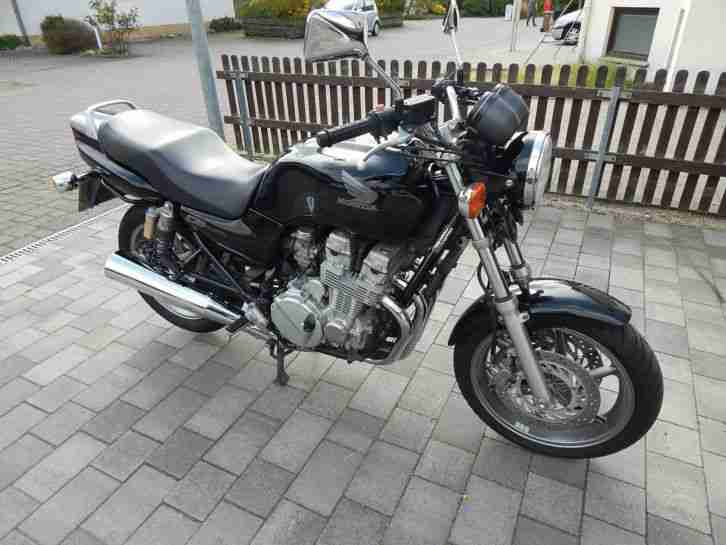 Honda CB 750 Seven Fifty