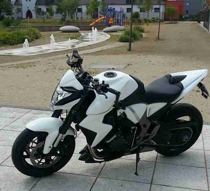 Honda CB1000R