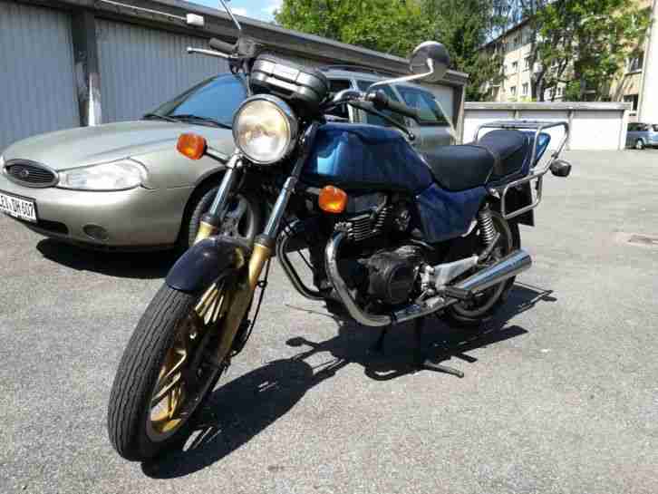 Honda CB400 N/T ! TÜV Neu am 1.7.17 !
