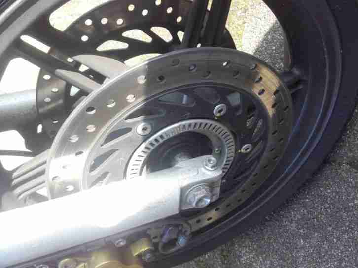 Honda CBF 600 PC38 mit neuem TÜV SONDERPERIS BIS 07.04.2016