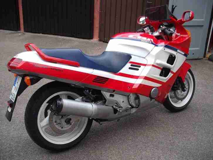 Honda CBR 1000 F 130 PS TÜV 10/2017