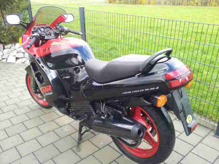 Honda CBR 1000 F SC21