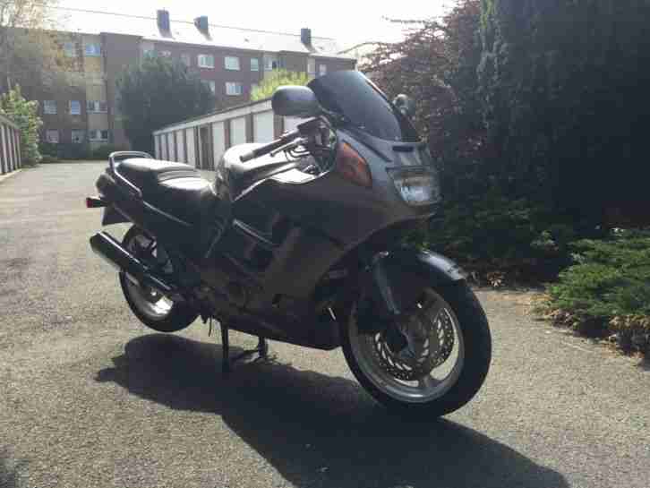 Honda CBR 1000 F SC24