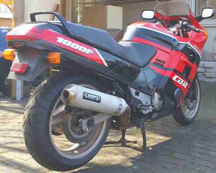 Honda CBR 1000 F SC24 Top Zustand nur 2 Vorbesitzer