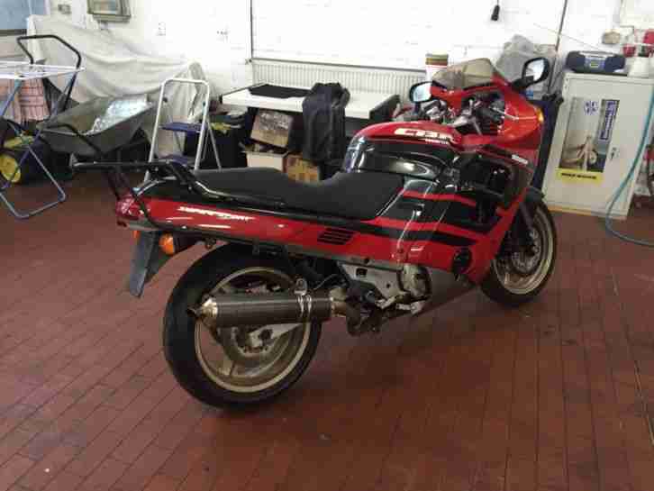 Honda CBR 1000 F Super Sport