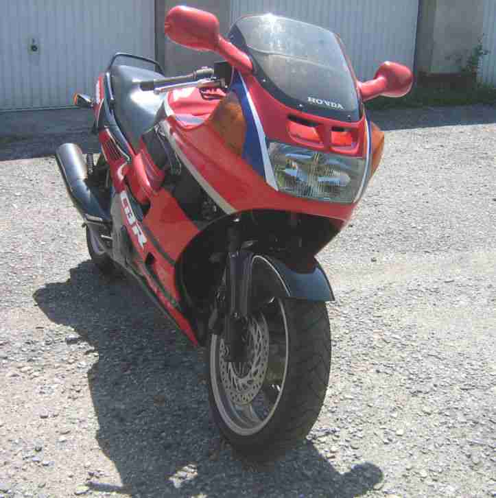 CBR 1000 F24 rot