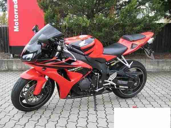 Honda CBR 1000 Fireblade