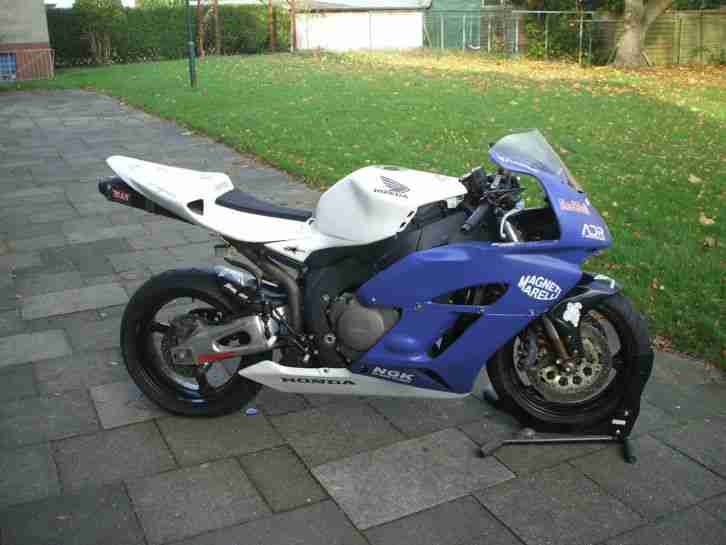 Honda CBR 1000 Rennmaschine