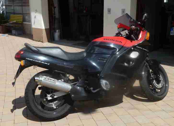 Honda CBR 1000F SC 21/ SC 24 HU05.16 78400KM