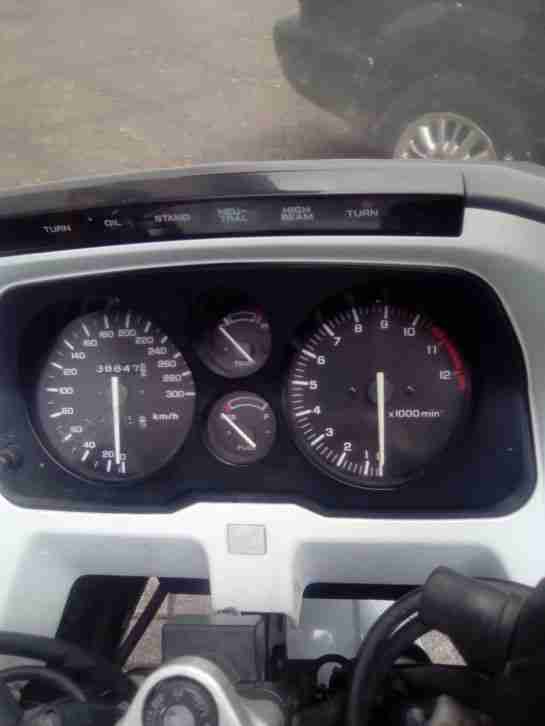 Honda CBR 1000F SC24