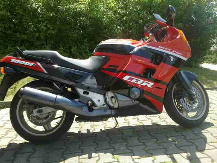 Honda CBR 1000f