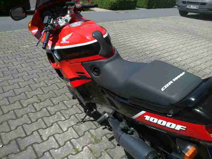 Honda CBR 1000f