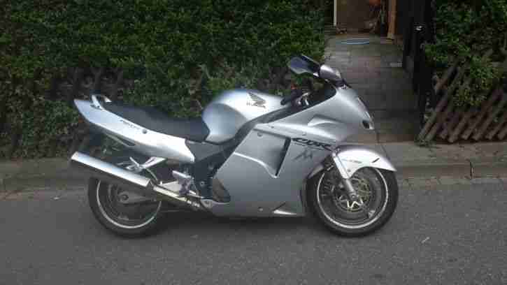 Honda CBR 1100 XX Super Blackbird
