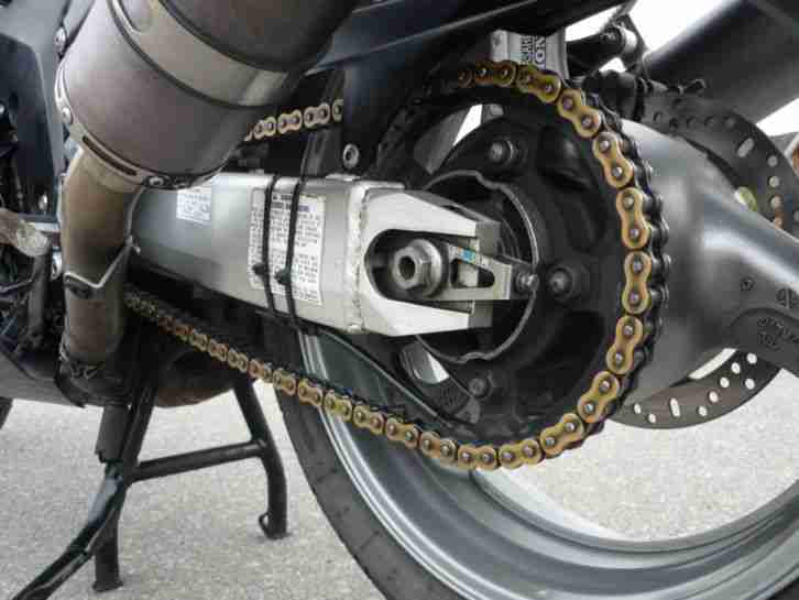 Honda CBR 1100 XX Superblackbird Einspritzung, geregelter Kat, CBS-Bremssystem