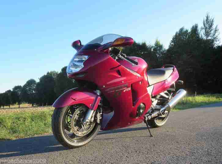 Honda CBR 1100XX, 2. Hd, orig. 12.700km, TÜV 07/2017, Reifen + Inspektion neu