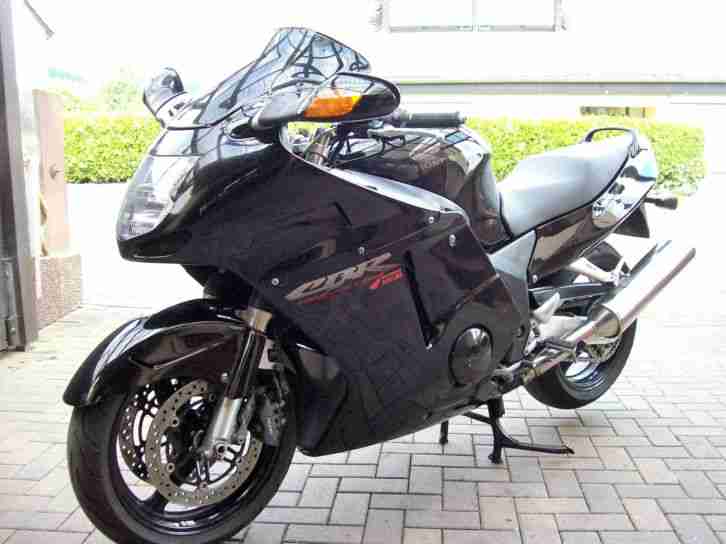 Honda CBR 1100xx Bj.1996 km 89000 aus 1.Hand