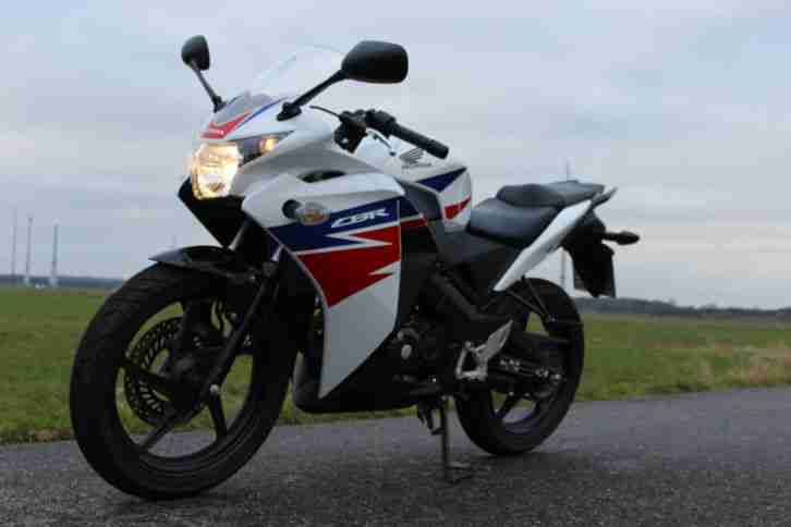 CBR 125 JC50 (BJ.2013 2600KM TÜV NEU)