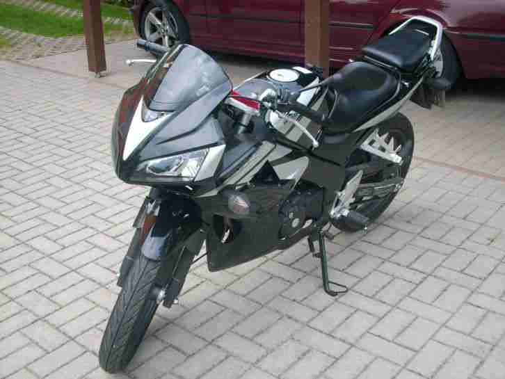 Honda CBR 125 R