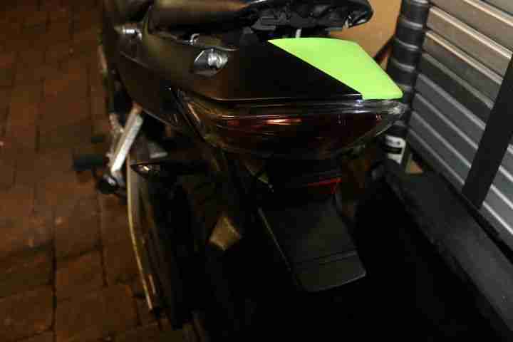 Honda CBR 125 R Unfallschaden , ZWEI STÜCK !!! JC34 ,Mit Papieren 2004 und 2006