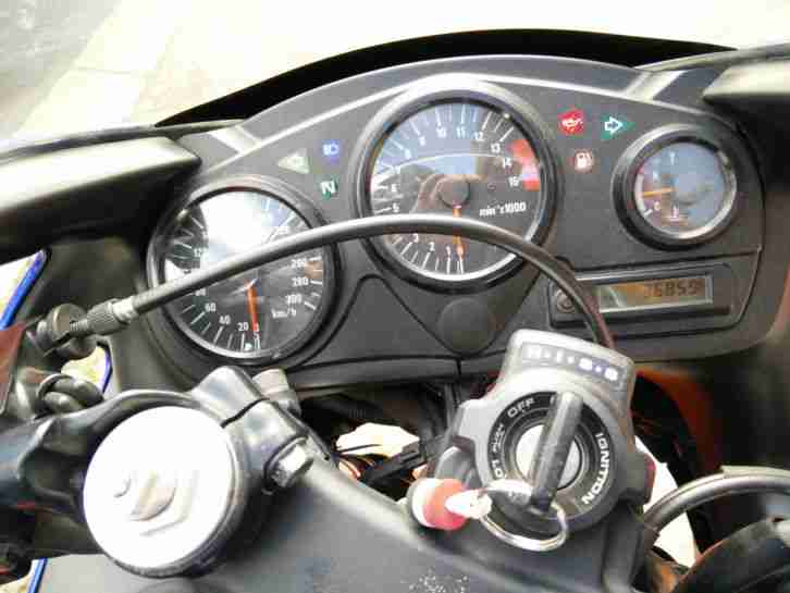 Honda CBR 600 98PS - HU 06/2017 - 36t km