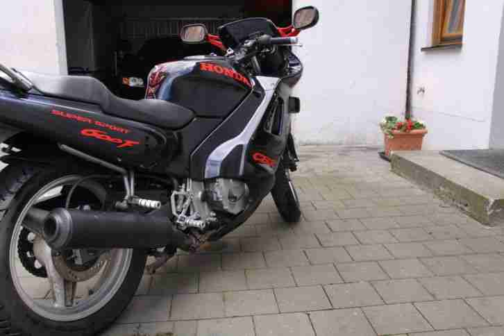 Honda CBR 600 F (PC19) Bj.87 52TKM Tüv 08/17 25 Kw gedrosselt