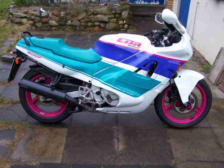 Honda CBR 600 F PC23 supersportler