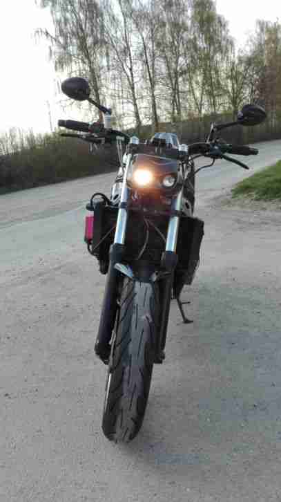 Honda CBR 600 F Streetfighter