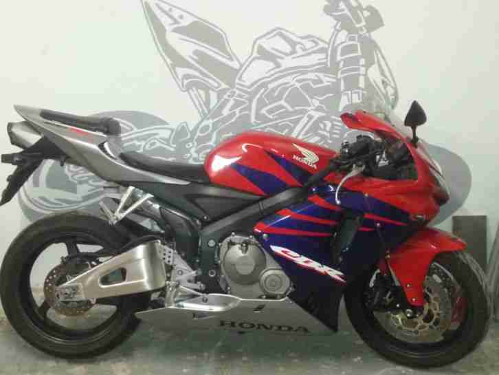 Honda CBR 600 PC 37 nur 9650 km !!!! Erste Hand !!! Streetfighter