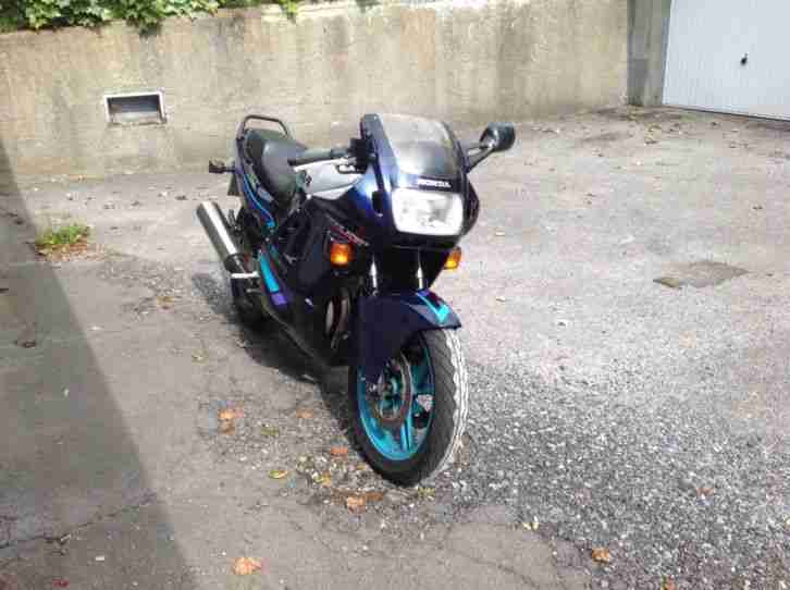 Honda CBR 600 PC19 im Top Zustand