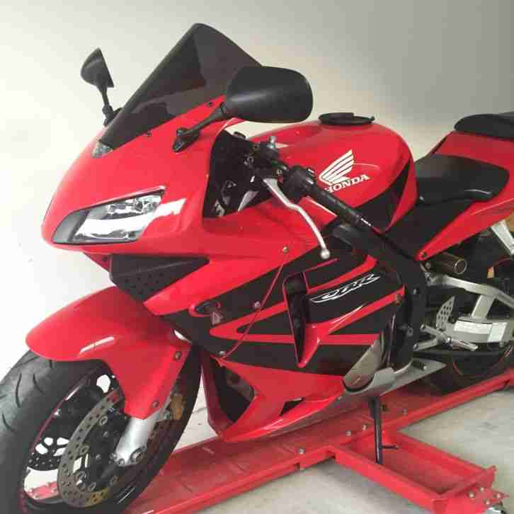 Honda CBR 600 RR PC 37 23.000 KM Arrow Auspuffanlage