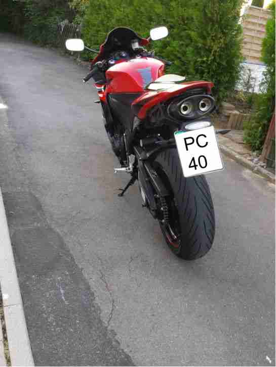 Honda CBR 600 RR- PC 40_CBR600RR_PC40_Top Zustand_ nur 17.000Km