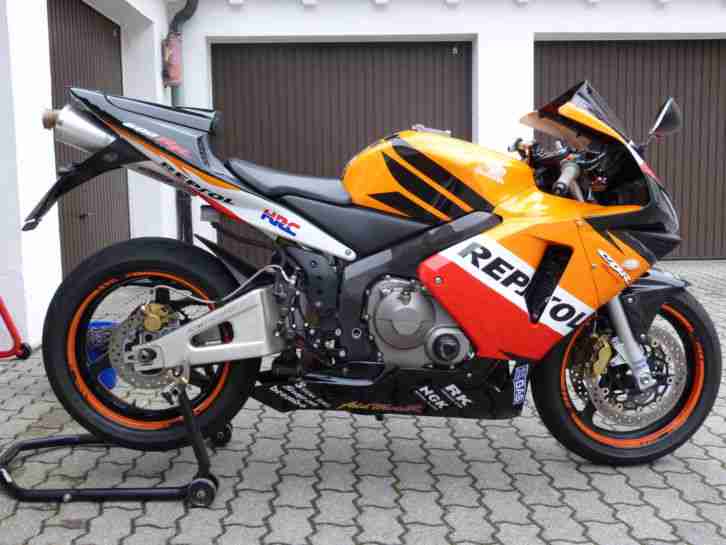Honda CBR 600 RR / PC37 Repsol - CBR600RR
