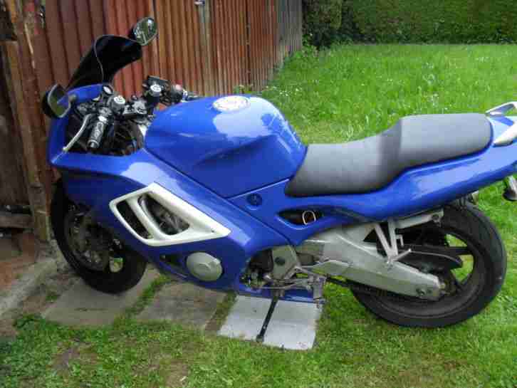 Honda CBR 600F PC31