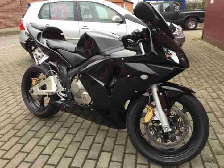 Honda CBR 600RR 120 / 35 Ps Schwarz 2003 Wie Neu