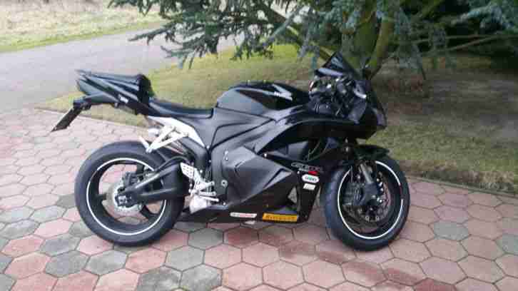 Honda CBR 600RR PC40, 1. Hd., Tüv neu, Servicenachweise vorhanden, LeoVince