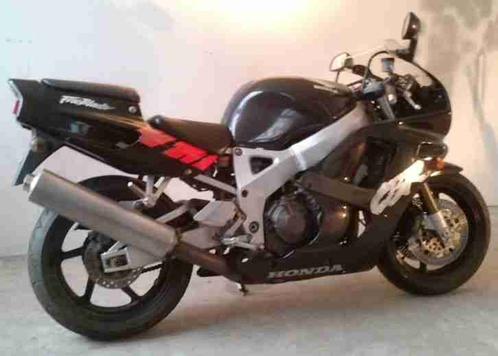 Honda CBR 900 RR Fireblade