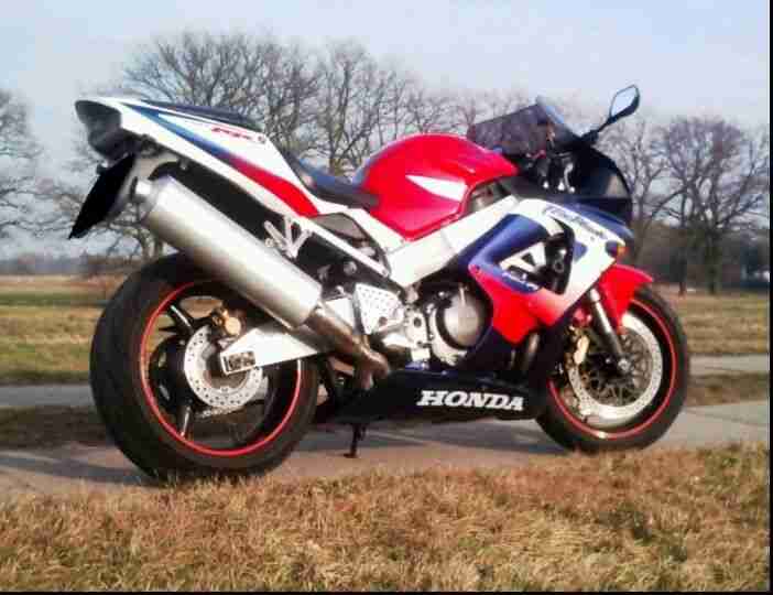 Honda CBR 900