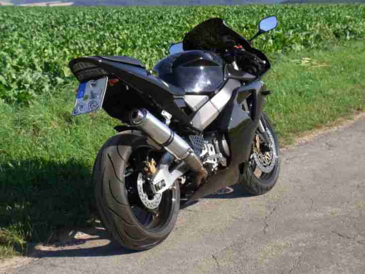 Honda CBR 900 RR, SC 50, schwarz