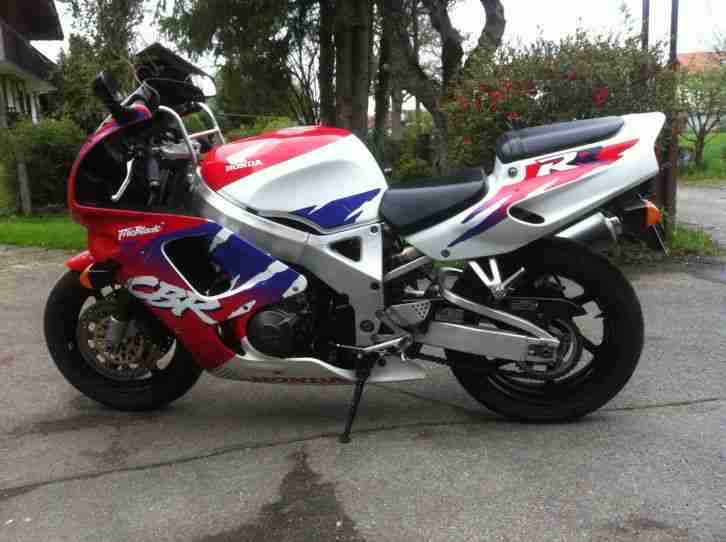 CBR 900 RR SC28 Bad Aibling 45 Km